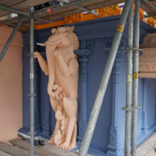 de Vraja Hindu Tempel in Den Helder krijgt nieuw schilderwerk
