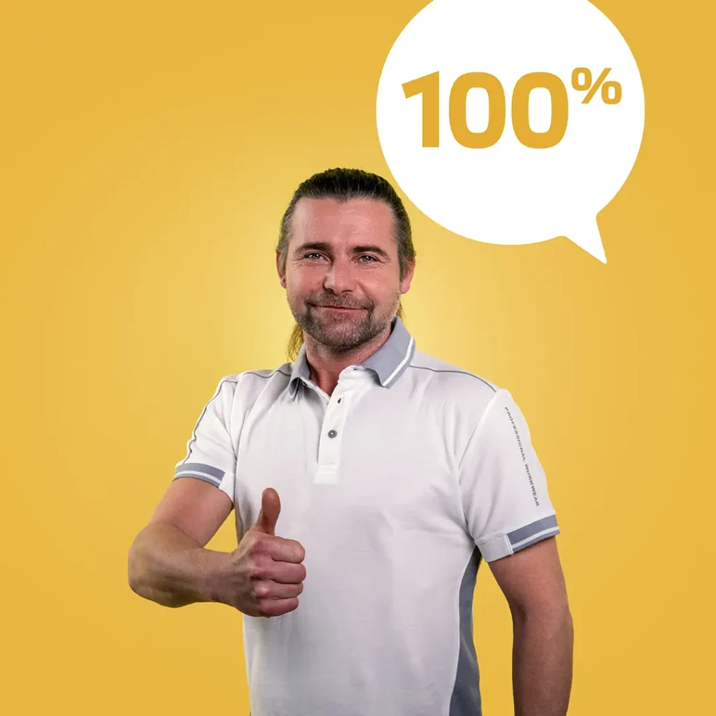 tevreden schilder met Wijzotex Zyra Mat, de biobased en microplasticvrije muurverf met vertrouwde Wijzonol kwaliteit